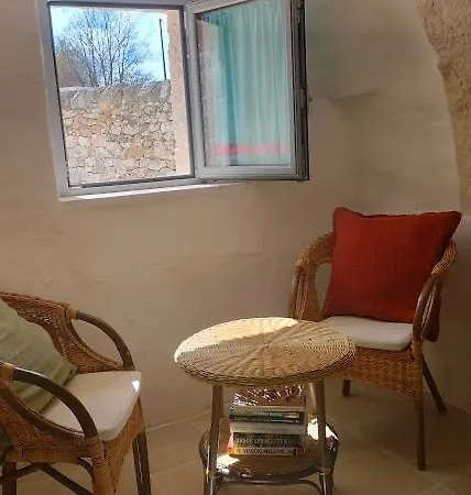 Trulli Uriel Μαρτίνα Φράνκα